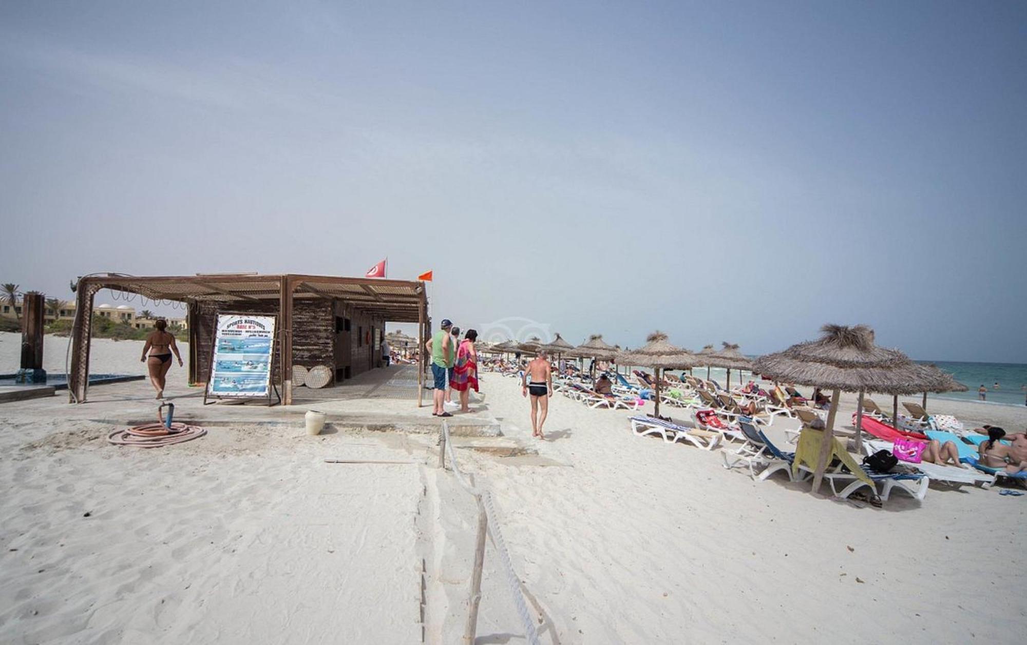 Hotel Meninx Djerba Triffa Exterior photo