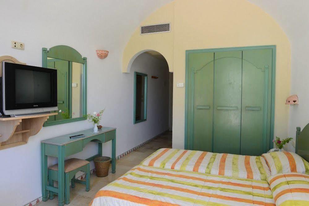 Hotel Meninx Djerba Triffa Exterior photo
